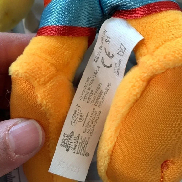 Space Jam: A New Legacy - 8" Tweety Bird Soft Plush - Picture 2 of 3
